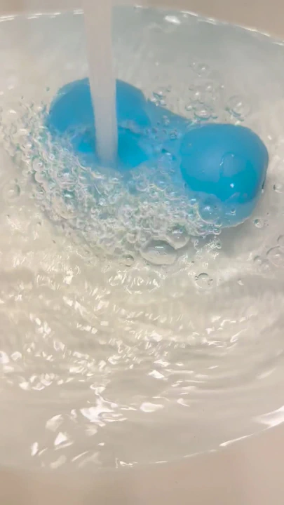 Ssecnirpnailati'nin Hallo Cake'den seks oyuncağı