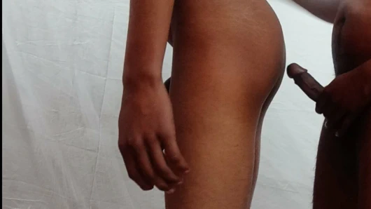 Hintli desi sikişiyor