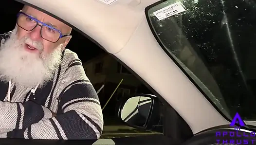 Bir gece sokakta yürüyordum..