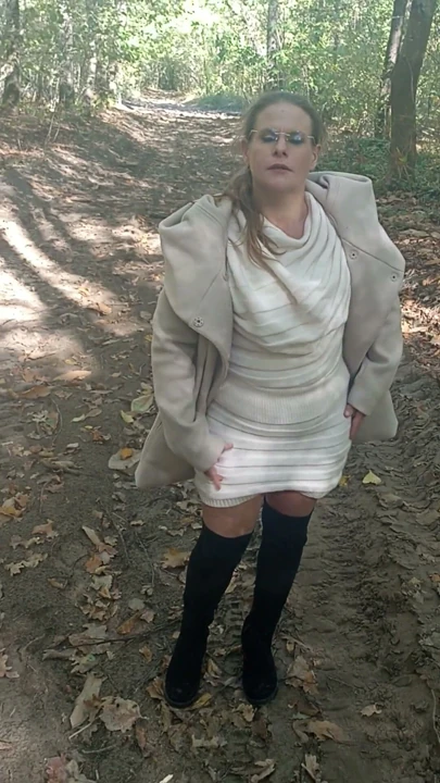 Jade shows off in the wood with the strangers | Clip 1
