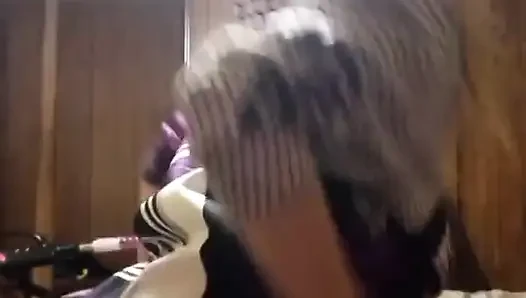Evli kadın azdırıyor, sikiliyor ve dölleniyor
