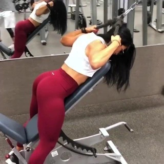 Utanmaz Ruby Paki sürtük