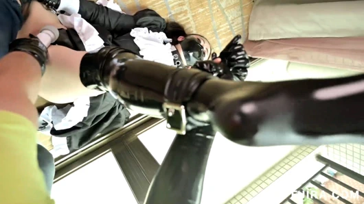 Fejira com - sürtük köle kız vibratör tarafından orgazm alır