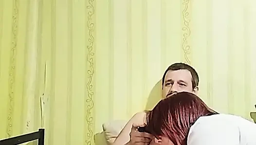 Üvey kız kardeşin meydan okuması oyunun ilk seviyesini geçti