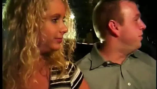 Azgın damızlık seven o olarak o sikikleri sevimli sarışın sert doggystyle