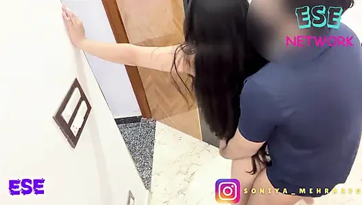 Biwi Ne kiya Mana Lekin Saali Ne Diya Poora Maja..