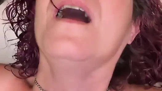 Ellie'nin "o" Yüzü