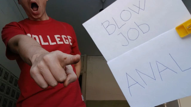 Üniversite kuralları. Acemi öğrenci başlama prosedürünü uyguluyor