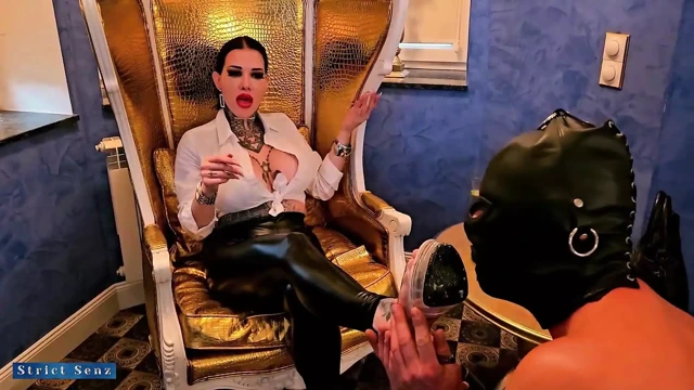 Bayan alessa milano - kadın kılıklı kaltağımı eziyor, besliyor, temizliyor