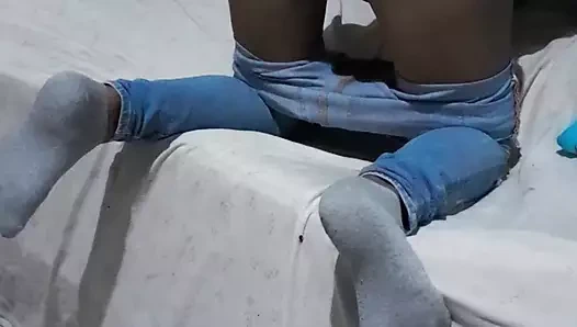 Odamda üvey oğlumun kız arkadaşını sikiyorum