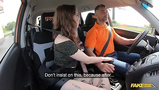 Fake Driving School - Eden Ivy трахается за скидку на ее тест по вождению