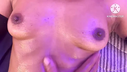 Hot desi Bhabi ki oil massages Indian porn