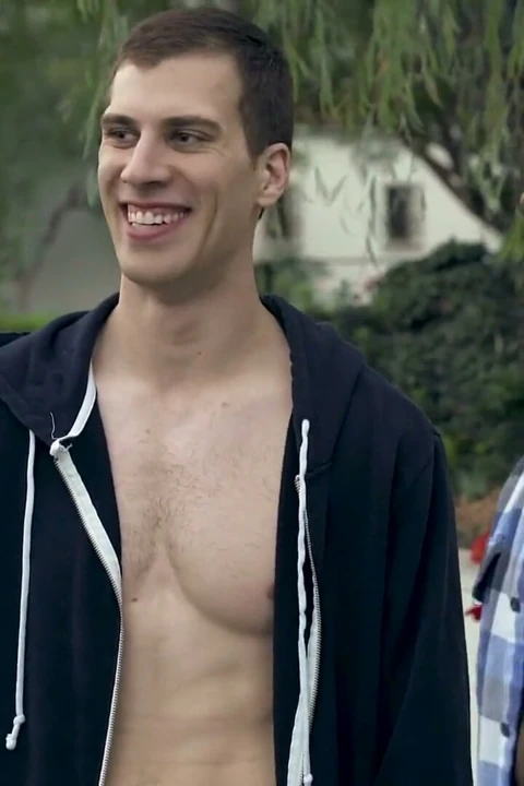 Sean Cody - Amerikalı landon domaltmalı seksten önce angelo ile açık havada göt yalama paylaşıyor