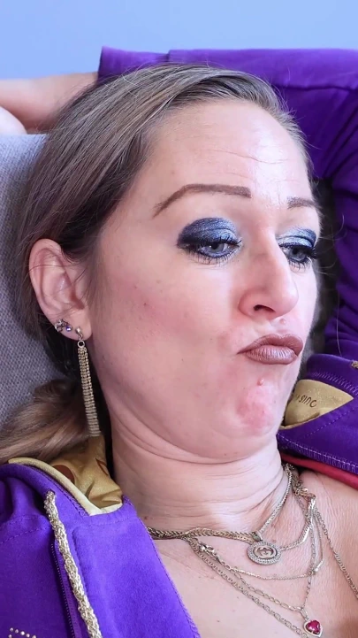 Senin için kokmuş terli koşu ayakları