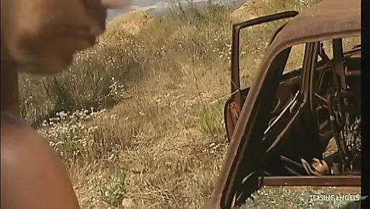 Yürüyüş seferi sırasında yarağa binmek onun için gerçek bir rüya gibi