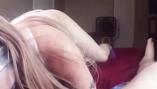 Üvey kız tabu oral seks gözlük boşalması