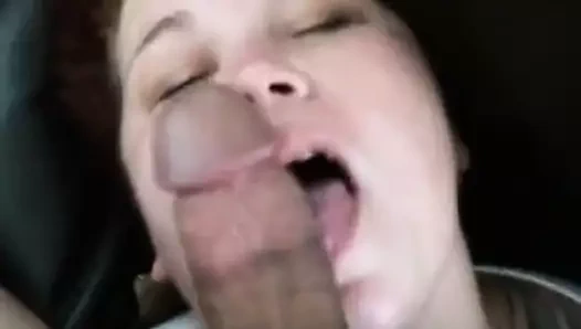 Cum fahişe horoz tokat üzerinde kanepe ile dev dağınık yüz