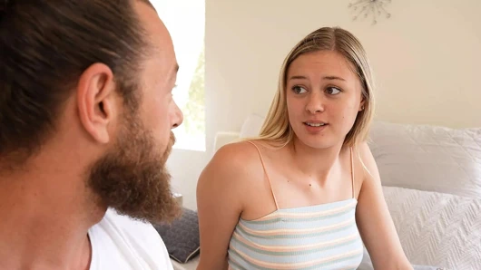 Busty genç amber moore ağırlıyor onu ev