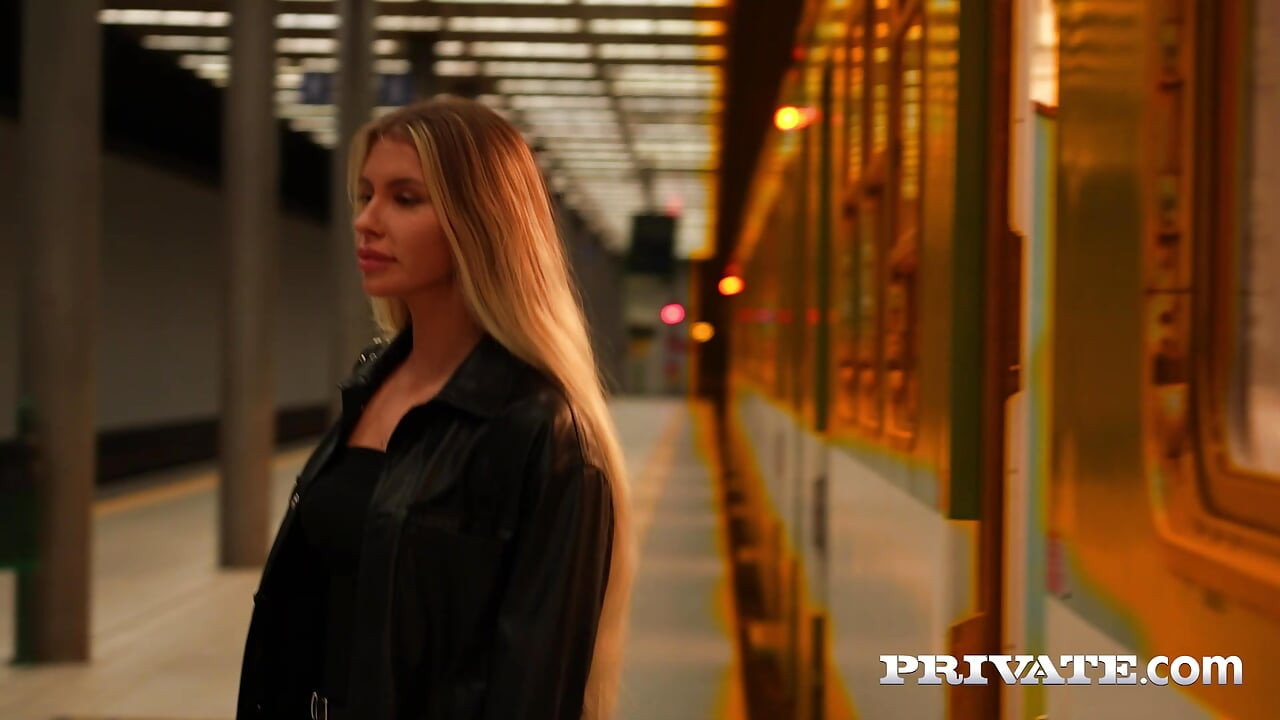 Özel com - Annabelle Blue black angel ile bdsm üçlü sekste vajinal yumruk sokmayı keşfediyor