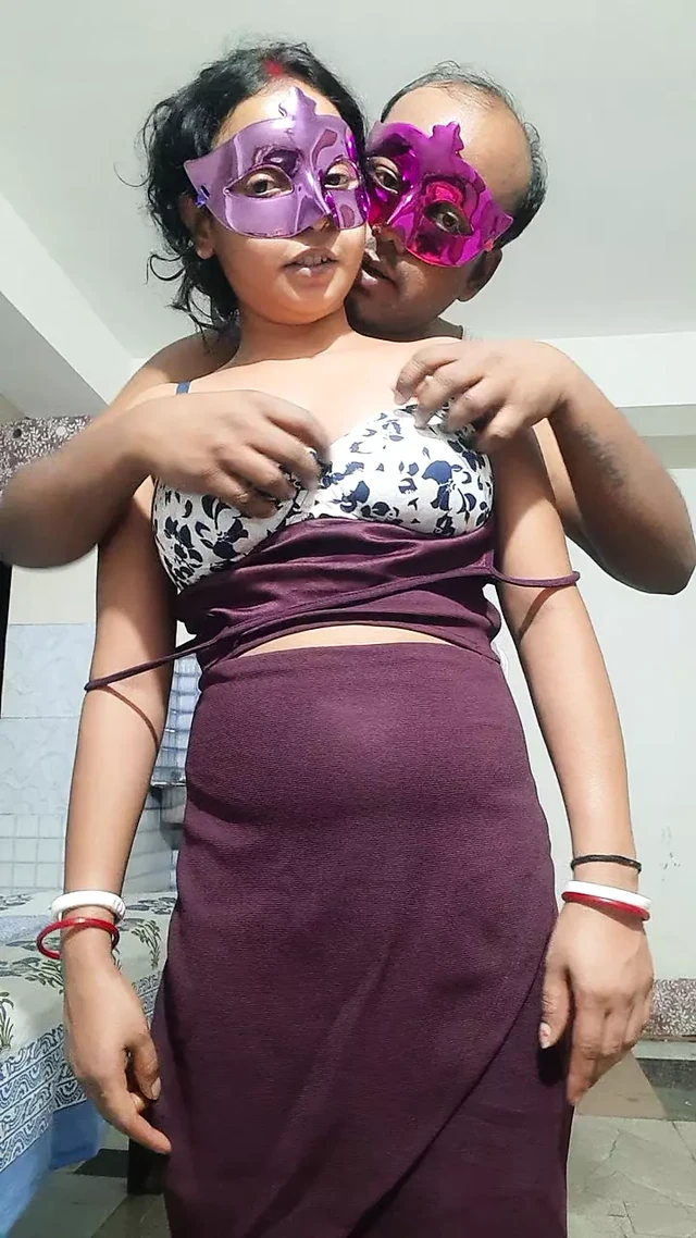 Erkek arkadaşıyla kız romantizmi