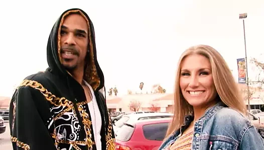 Eden Degarden yaraklı genç erkek avcısı olmayı seviyor