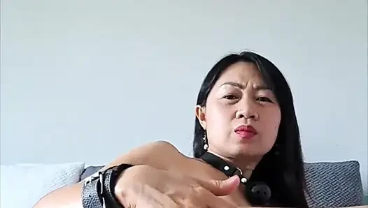 Şişman dildom işememi garantili bir şekilde fışkırtıyor