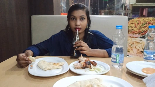 Restaurant food review Blog public outdoors shooting korlam and vabi asa se choda