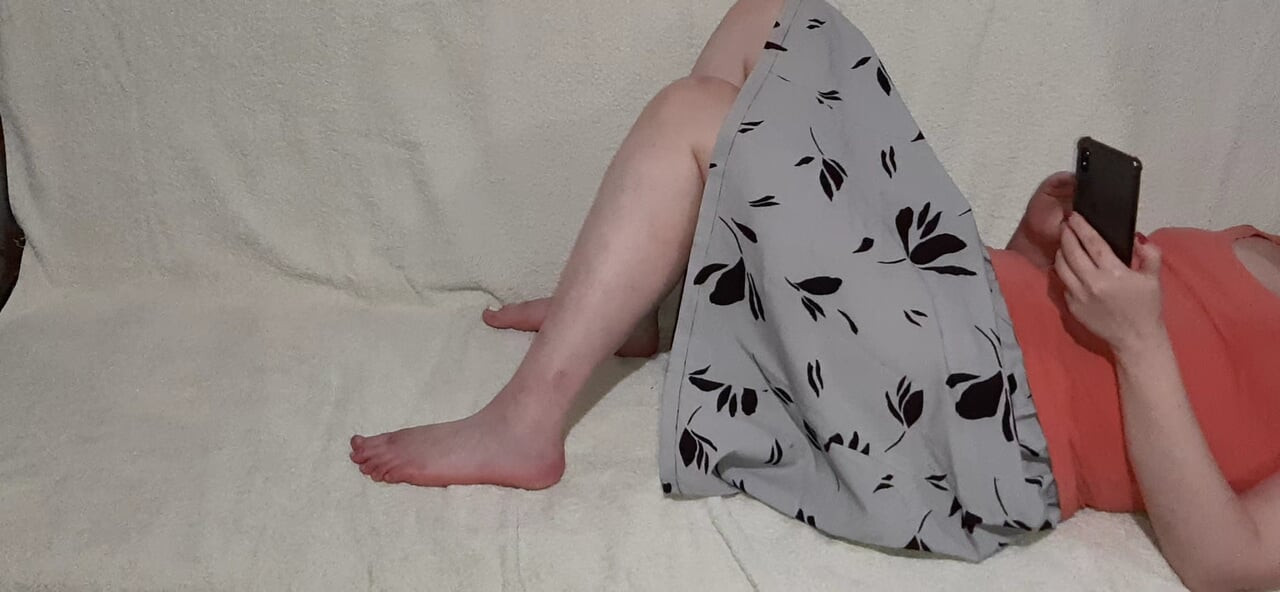 My stepbrother accidentally fucked my pussy when we were home alone