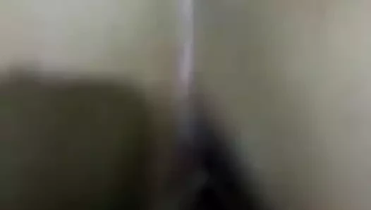 Bunduda sendo comida pelo compadre