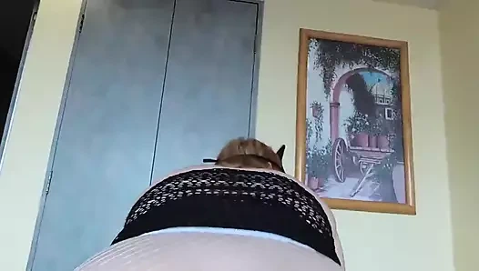 Büyük götlü kovboy kız