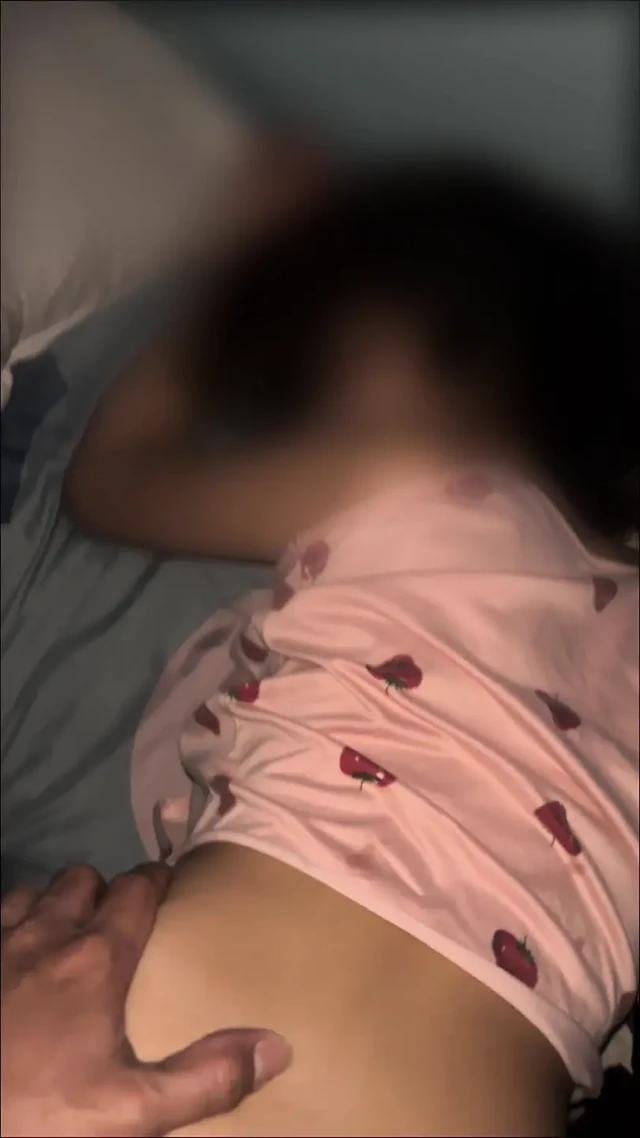 Asian Pinay Teen Girlfriend Wants To Fuck Hard