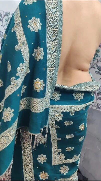 Nokrani Ki Chut Chaati Seksi Hintli Nokrani Garimam