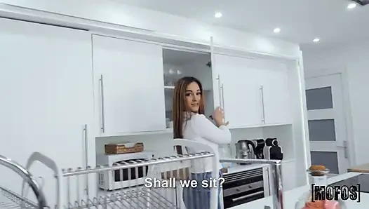 Mofos - coffe break ateşli üçlü sekse dönüşüyor, Ginebra Bellucci, bebek Nicols