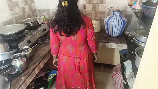 Ev hanımı ev yapımı mutfak sikişi