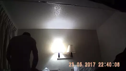 Sadece sevişmek isteyen bir kız, biz de yaptık