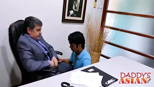 Ofis damızlık sahip olan seks ile jap twink