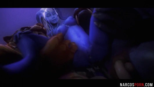 Büyük göğüsler elfler kedi orklar tarafından dövülmüş