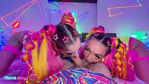 Sasha Tatcha ve Madison Steele Shine neon üçlü grup seks için vücut boyası içinde