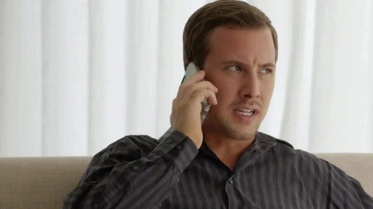 Tushy - çocuk bakıcısı kelsi monroe iş yerinde anal alır