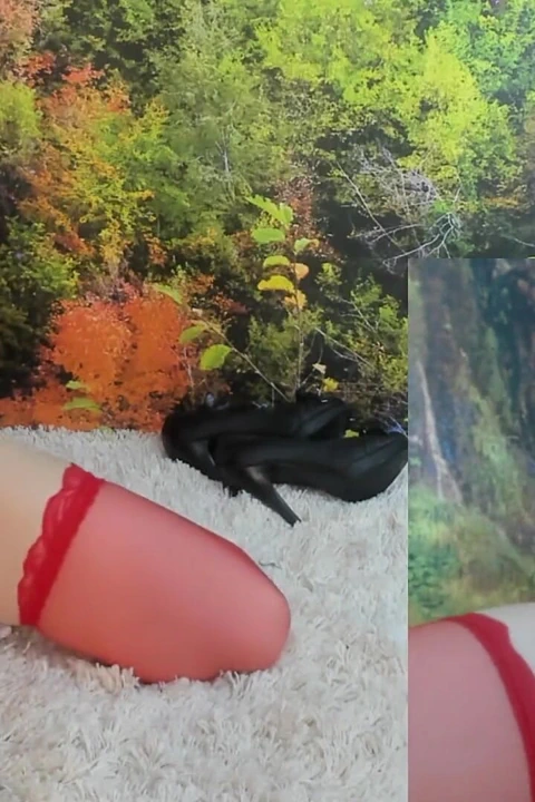 Üstüne çıktı ve fışkırtarak orgazm oldu