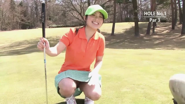 Японскую юную шлюшку с волосатой киской трахают без цензуры #