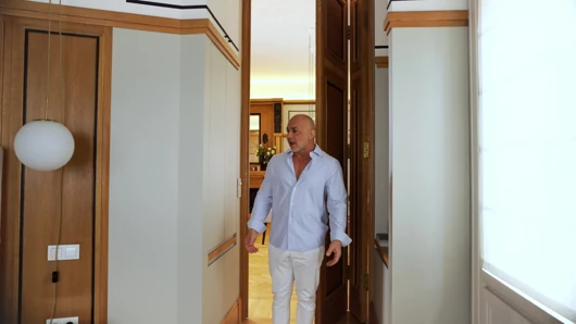 Doğum günü dörtlü seks hediyesi! Evli kadın ve iki ateşli arkadaşı epik dölleniyor