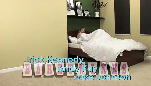 Andy Kay iki kalçayla sikişiyor!