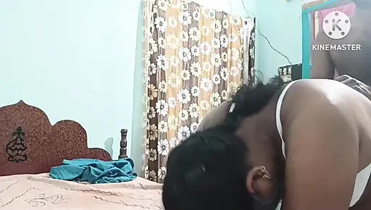 Hintli evli kadın ve kocası numara yapıyor