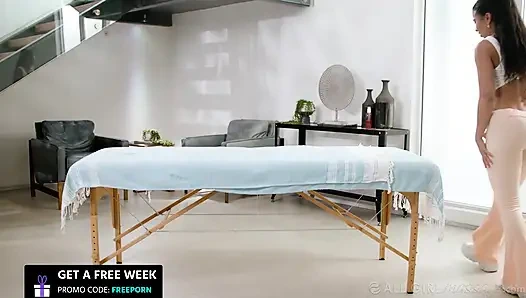 ALL GIRL MASSAGE - mükemmel ırklararası 69 ve iki seksi kız arkadaş arasında makaslama eğlencesi