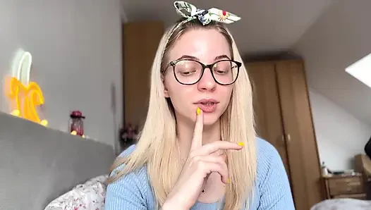 Onu 5329 dolardan ve yeni bir ysl çantasından boşalttim! (findom hikayesi)