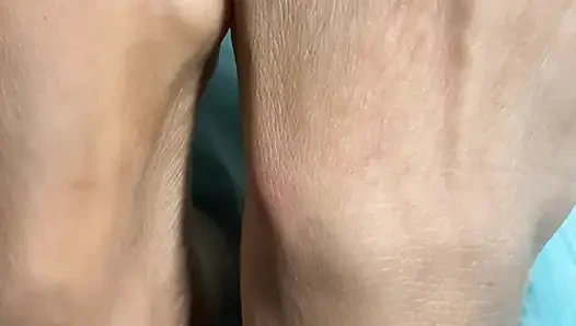 Melove seksi uzun ayak parmakları farklı renklerde oje