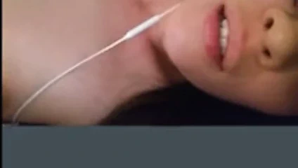 kıllı kadın parmak