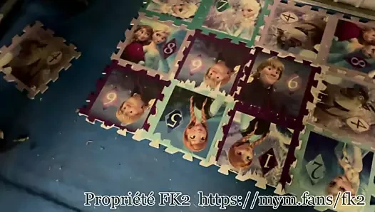 Fk2 hard-milf fuck onu genç komşusu sırasında onu egzersiz-ep3