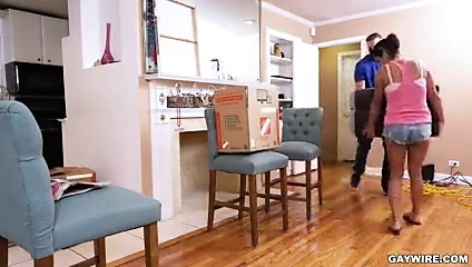 Eşcinsel seks : evli adam fuck moverman (eyersiz)